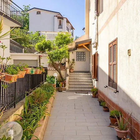 Melissa Lägenhet Paola